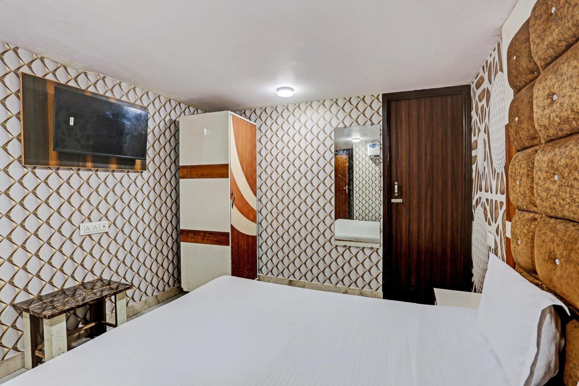 Hotel O Saffron Night Stay Amritsar Eksteriør bilde