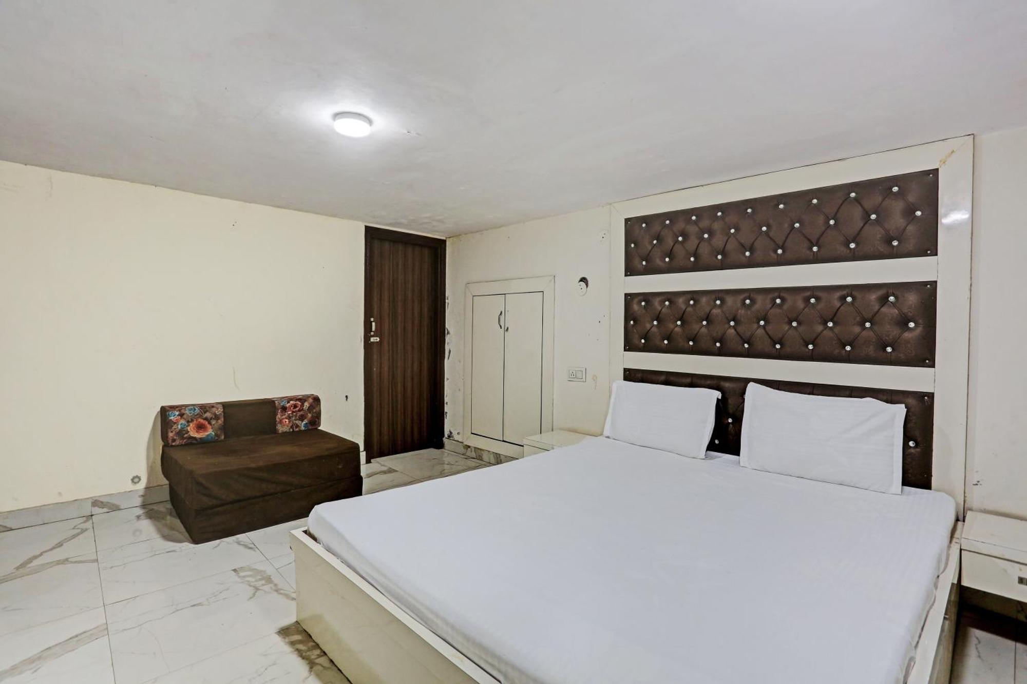 Hotel O Saffron Night Stay Amritsar Eksteriør bilde