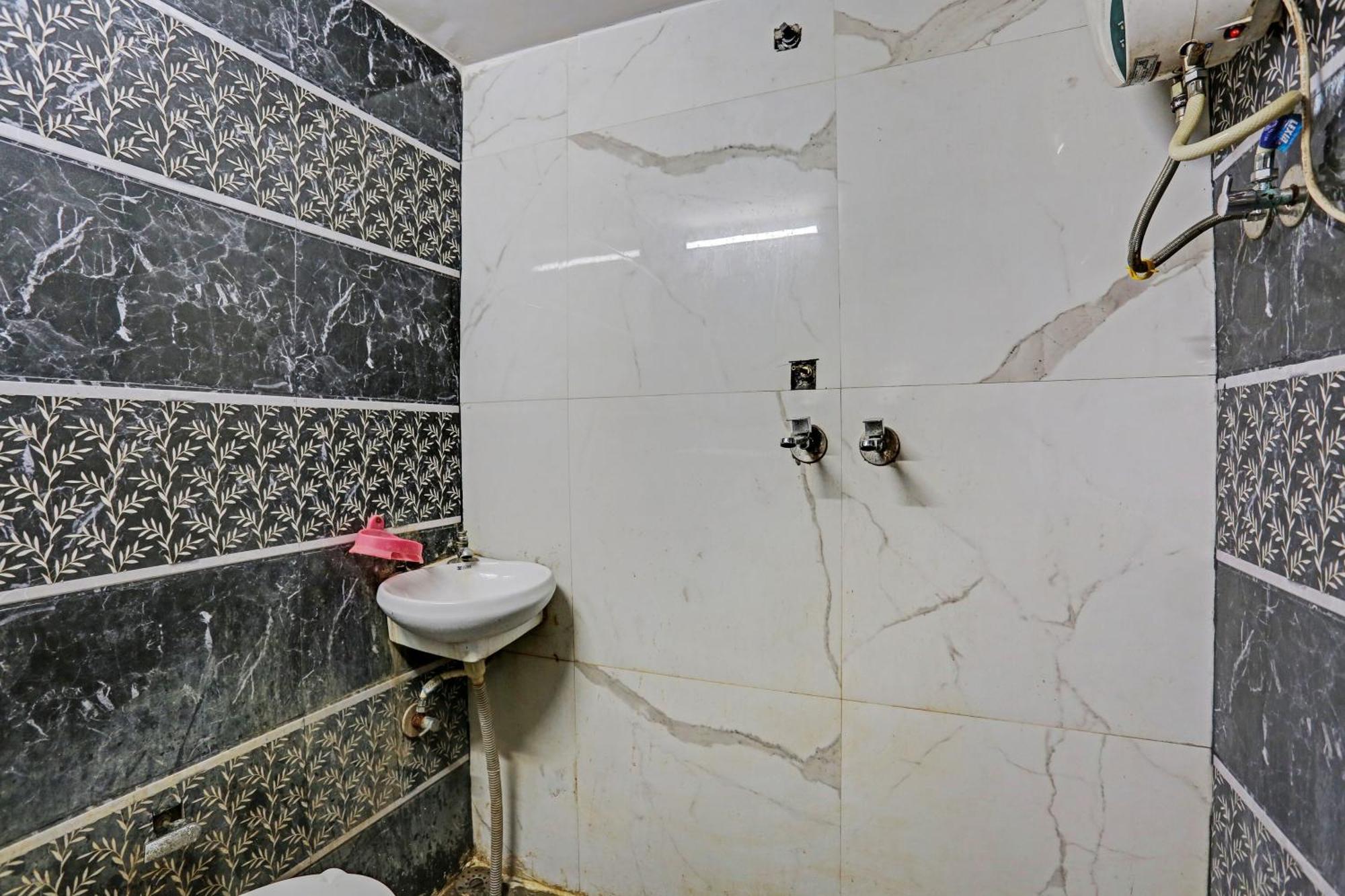 Hotel O Saffron Night Stay Amritsar Eksteriør bilde